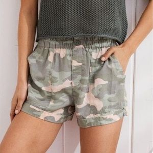 Aerie Camp Short M Camo